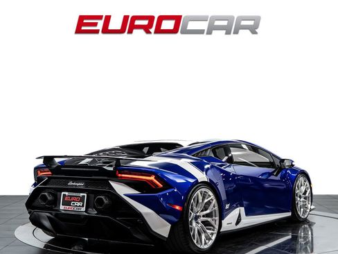 Used 2023 Lamborghini Huracan Tecnica image 5