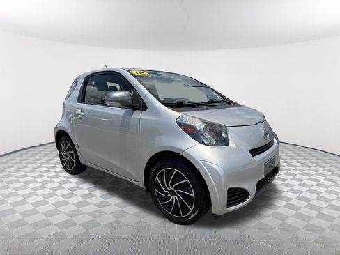 Used 2012 Scion iQ w/ Rear Speaker Pkg FWD image 3
