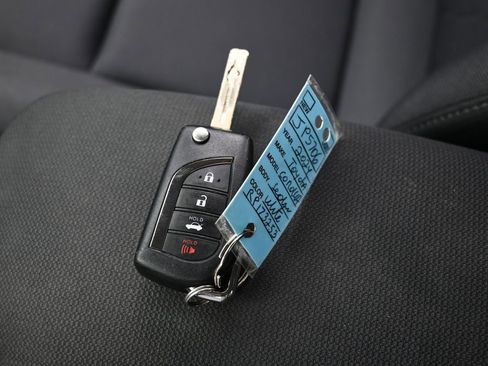 Used 2024 Toyota Corolla LE image 19