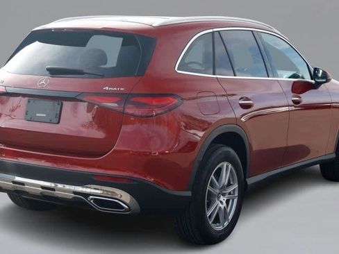 Certified 2023 Mercedes-Benz GLC 300 4MATIC image 4