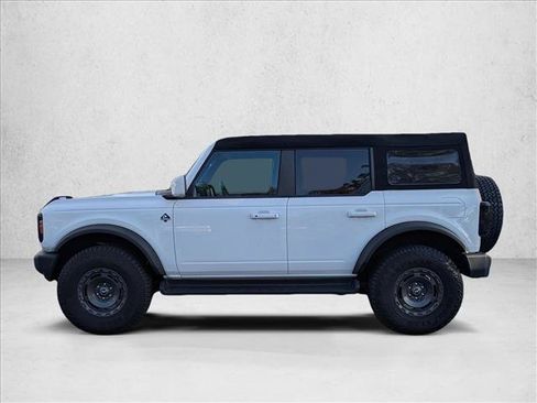 Used 2025 Ford Bronco Outer Banks w/ Sasquatch Package AWD/4WD image 3