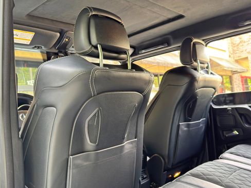 Used 2018 Mercedes-Benz G 550 Squared image 37