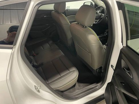 Used 2025 Chevrolet Trax ACTIV image 25