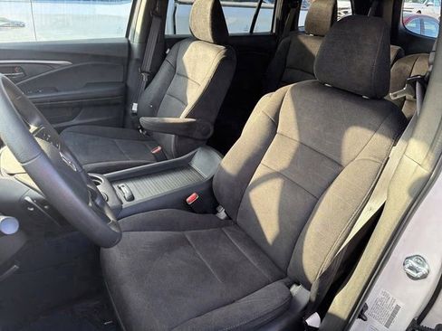 Used 2022 Honda Pilot Sport image 15