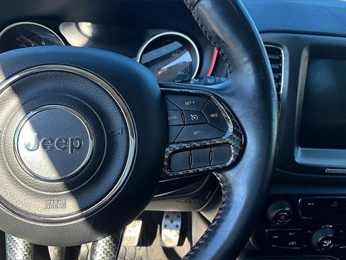 Used 2018 Jeep Compass Trailhawk image 17