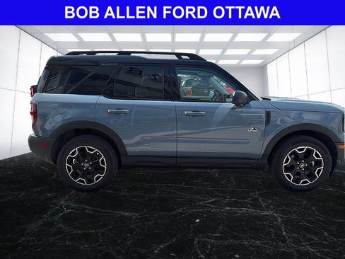 Used 2025 Ford Bronco Sport Outer Banks w/ Outer Banks Tech Package+ AWD/4WD image 8
