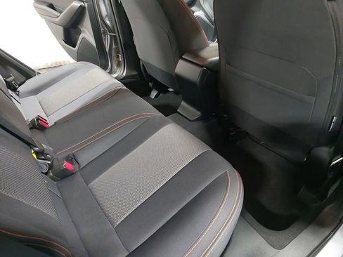 Used 2022 Subaru Crosstrek 2.0i Premium w/ Moonroof Package image 11