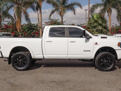 Used 2020 RAM 2500 Laramie w/ Night Edition AWD/4WD image 11