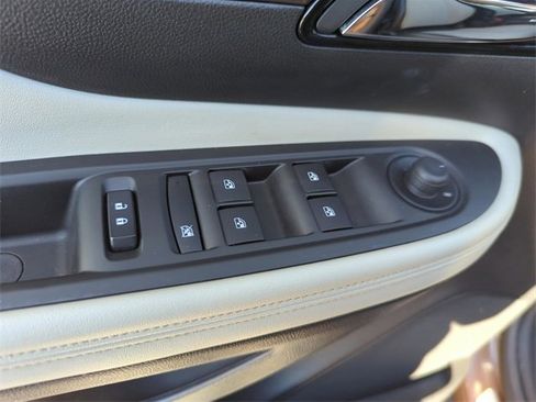 Used 2017 Buick Encore Preferred image 35