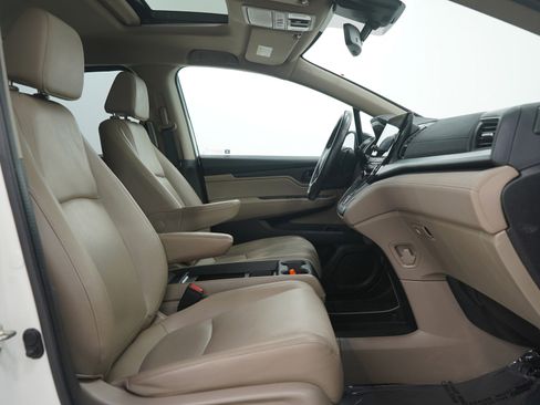 Used 2018 Honda Odyssey EX-L image 15