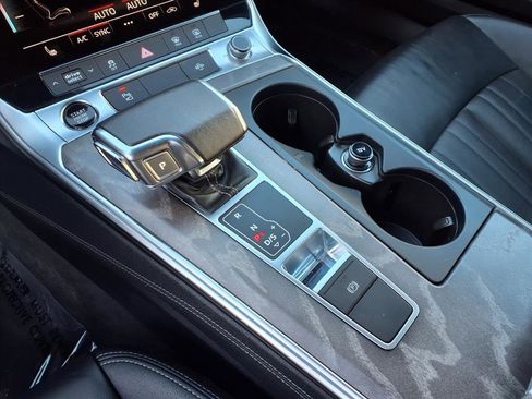 Used 2024 Audi A6 Premium Plus image 8