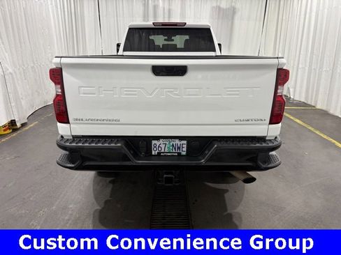 Used 2022 Chevrolet Silverado 2500 Custom w/ Custom Convenience Package image 4