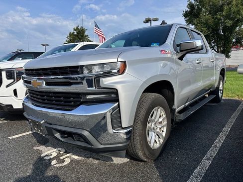 Used 2020 Chevrolet Silverado 1500 LT w/ All-Star Edition AWD/4WD image 2