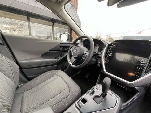 Used 2024 Subaru Crosstrek 2.0i Premium image 17