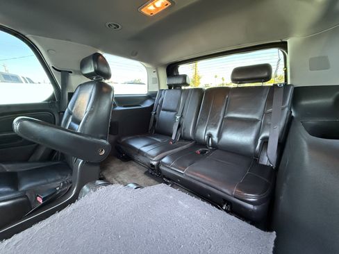 Used 2008 Cadillac Escalade AWD image 20
