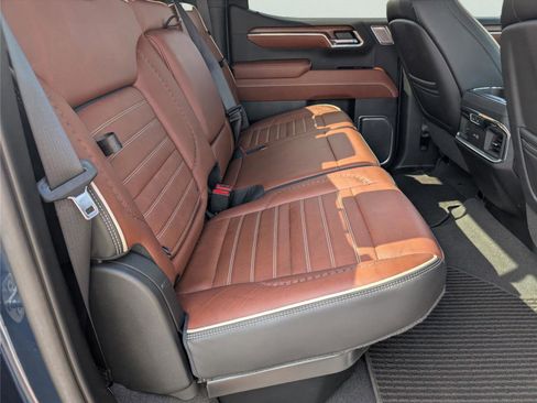 Used 2023 GMC Sierra 1500 Denali Ultimate image 38