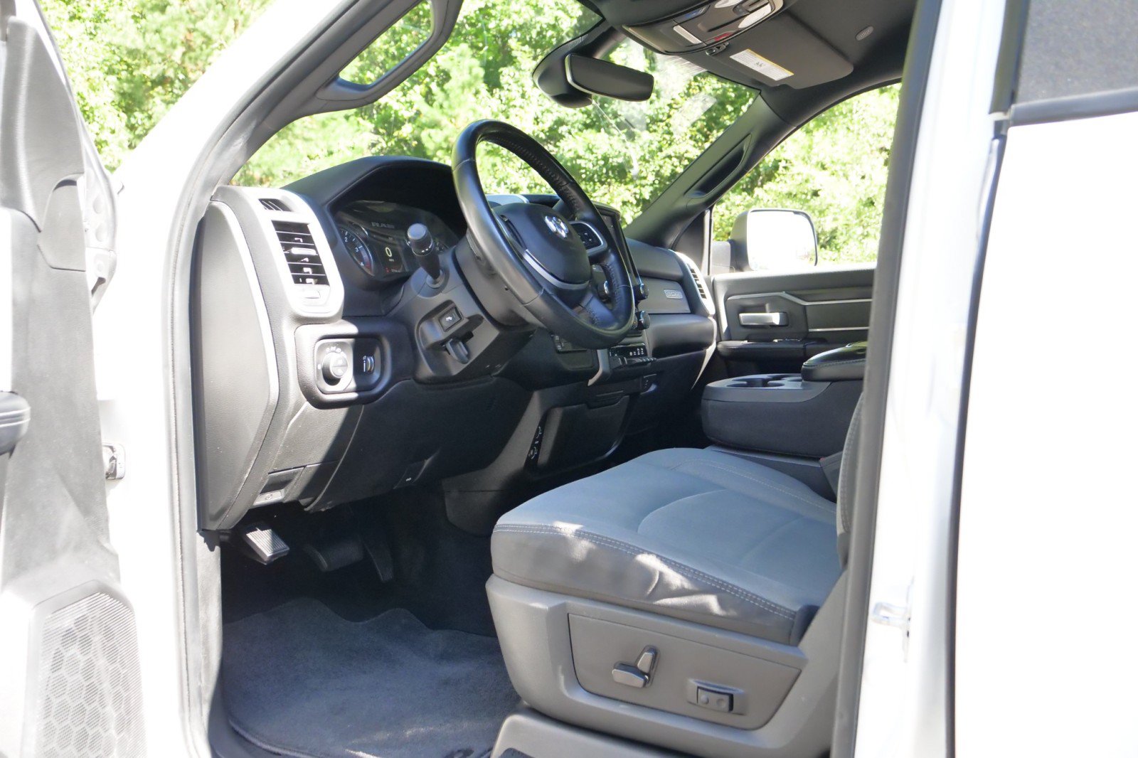 Used 2022 RAM 2500 Big Horn w/ Level A Equipment Group AWD/4WD image 24