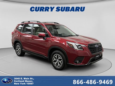 Used 2023 Subaru Forester Premium AWD/4WD image 7