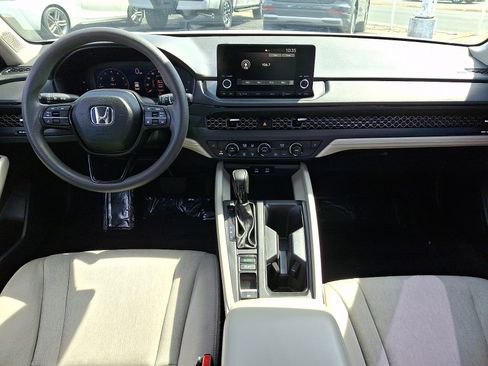Used 2023 Honda Accord EX image 11