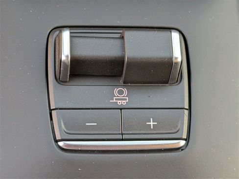 New 2026 GMC Sierra 2500 Denali Ultimate image 16