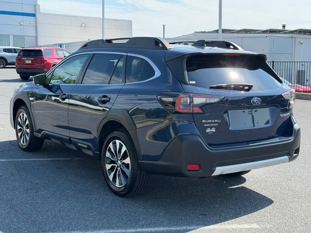 Used 2023 Subaru Outback Limited AWD/4WD image 11