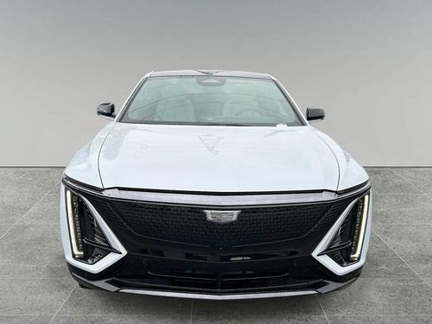 New 2026 Cadillac Lyriq Sport AWD/4WD image 8