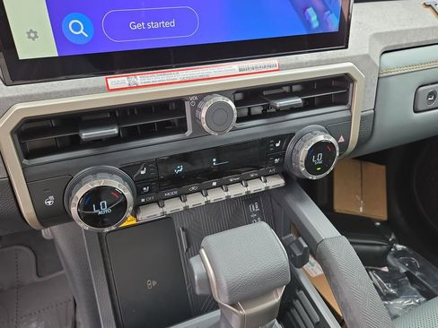 New 2026 Toyota Tacoma 4x4 Double Cab Hybrid image 23