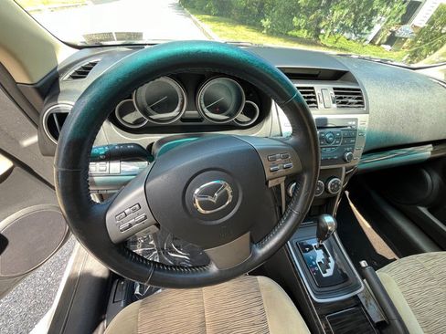 Used 2010 MAZDA MAZDA6 i Touring Plus FWD image 12