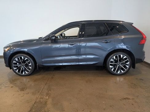 New 2026 Volvo XC60 B5 Ultra w/ Protection Package Premier image 3