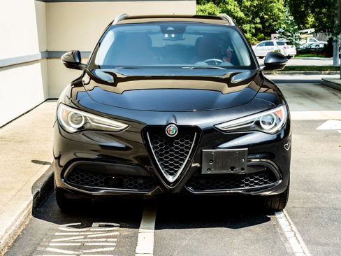 Used 2021 Alfa Romeo Stelvio Ti AWD/4WD image 3