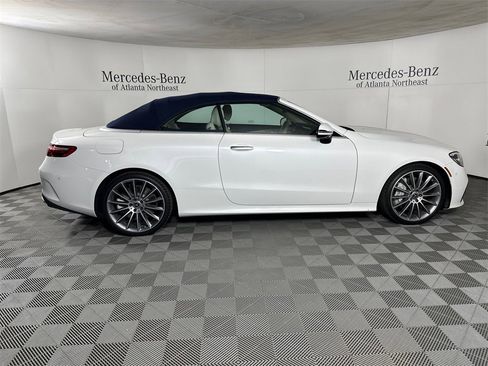 Used 2022 Mercedes-Benz E 450 Cabriolet image 8