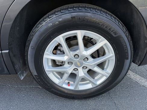 Used 2022 Chevrolet Equinox LT image 38