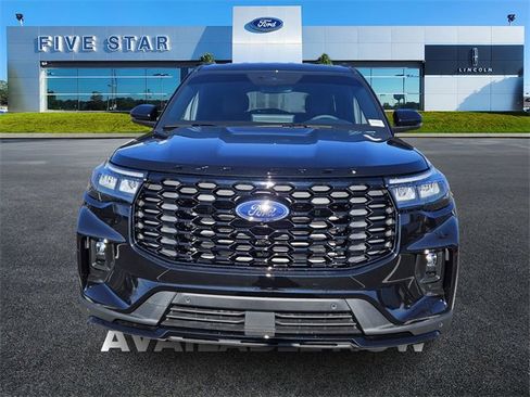New 2026 Ford Explorer ST-Line w/ ST-Line Street Pack image 2
