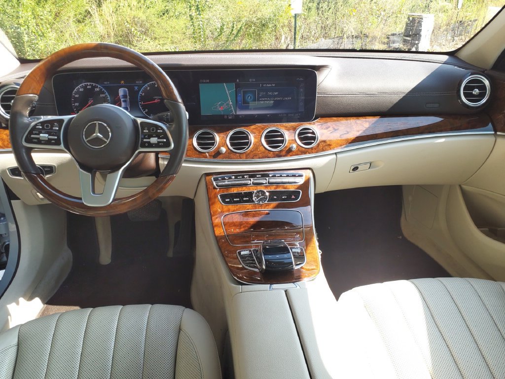 Certified 2020 Mercedes-Benz E 350 4MATIC Sedan image 22