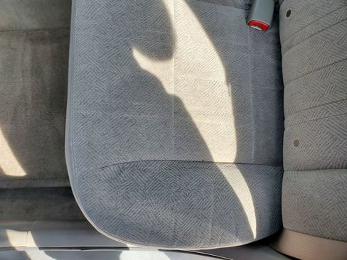 Used 2004 Chevrolet Impala image 25