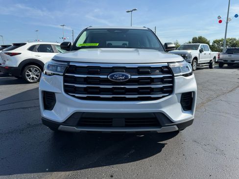 Used 2026 Ford Explorer Active AWD/4WD image 24