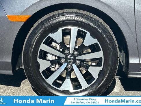 Certified 2025 Honda Odyssey EX-L image 35