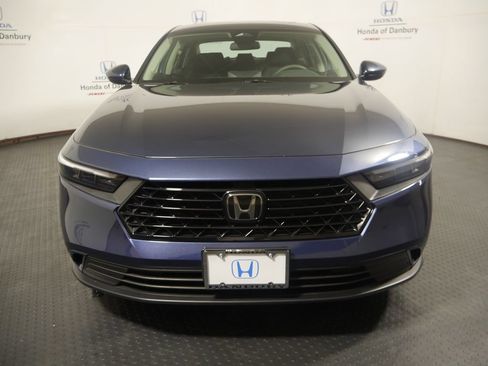 Used 2023 Honda Accord EX image 2