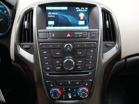 Used 2016 Buick Verano w/ Comfort Package image 18