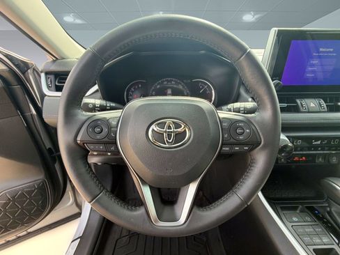 Used 2025 Toyota RAV4 XLE Premium w/ Weather Package AWD/4WD image 11