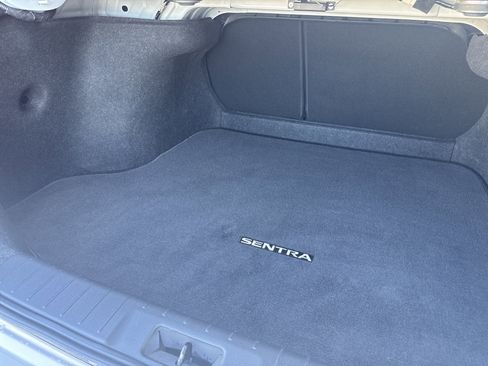 Used 2023 Nissan Sentra SV image 10