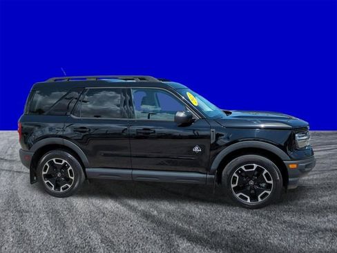 Certified 2023 Ford Bronco Sport Outer Banks w/ Tech Package image 3