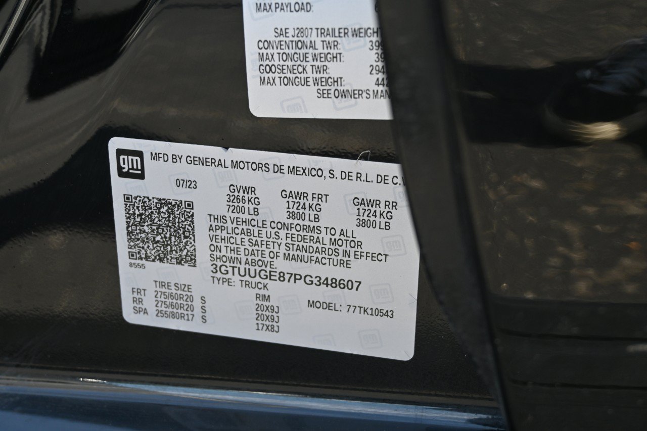 Used 2023 GMC Sierra 1500 Denali w/ Technology Package AWD/4WD image 29