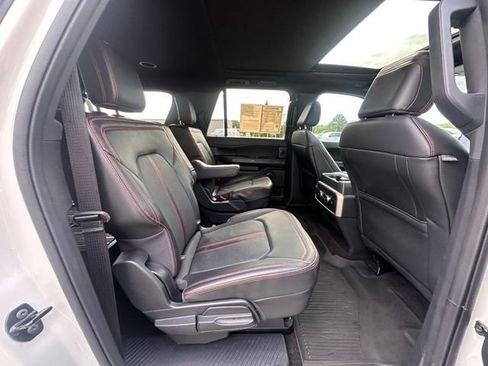 Used 2022 Ford Expedition Max Limited AWD/4WD image 34