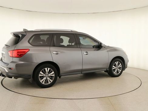 Used 2020 Nissan Pathfinder S FWD image 7
