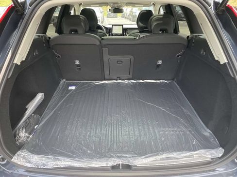 Used 2026 Volvo XC60 B5 Plus w/ Protection Package Premier AWD/4WD image 61