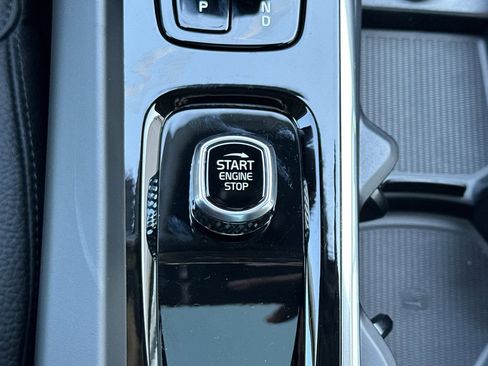 New 2026 Volvo V60 B5 Cross Country Plus w/ Climate Package image 25