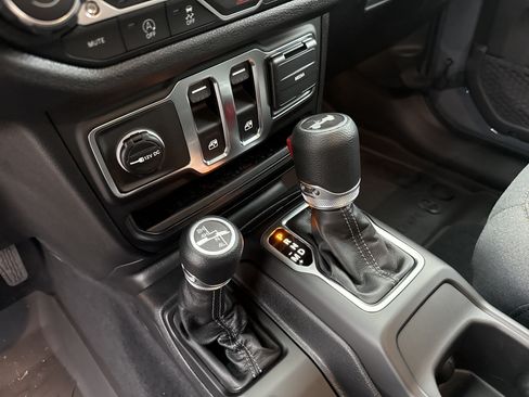New 2026 Jeep Wrangler Sport AWD/4WD image 28