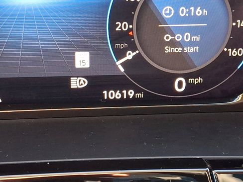 Used 2024 Volkswagen Atlas Peak Edition SEL image 20