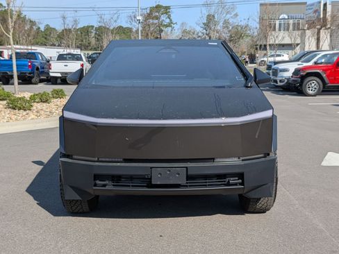 Used 2024 Tesla Cybertruck AWD Crew Cab image 8